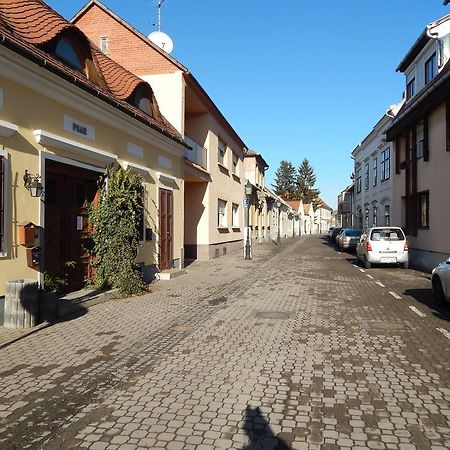 Csillagvirag Apartman Mosonmagyarovar Exterior photo