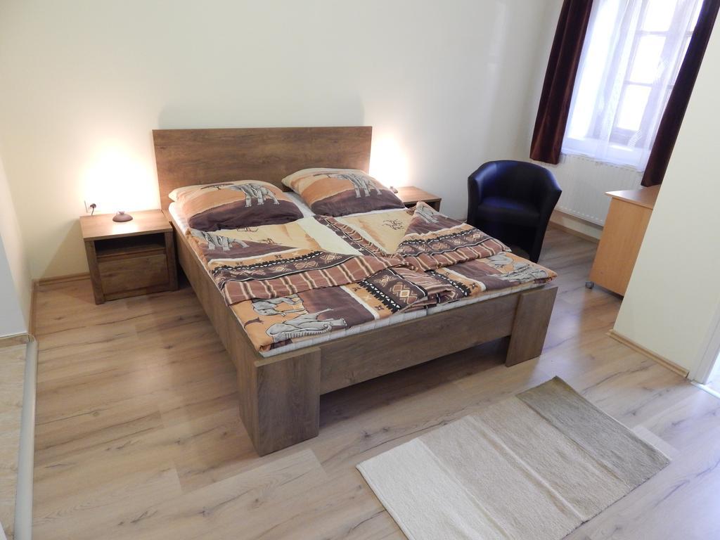 Csillagvirag Apartman Mosonmagyarovar Exterior photo